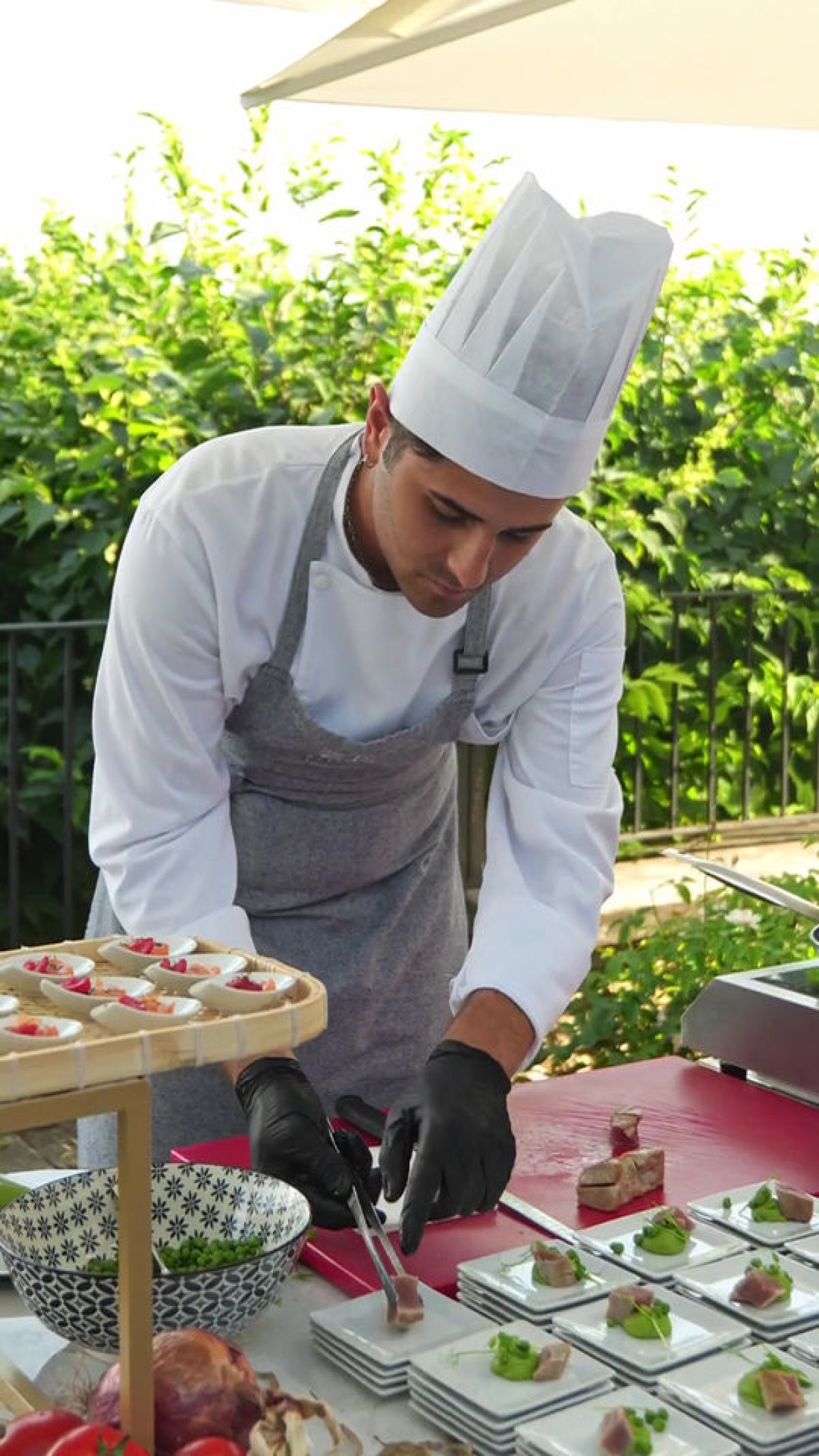 Monoporzione tagliata di tonno per buffet apertivo per matrimonio a Villa Calchi Merate Lecco allestita da Zeta Eventi Milano