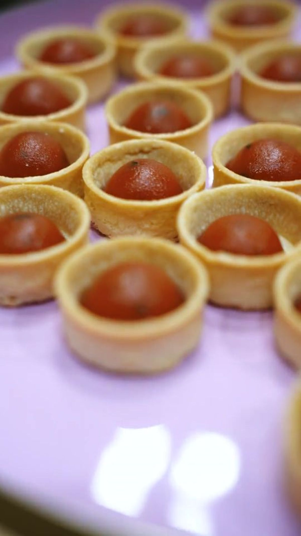 Frolle salate mignon per il light lunch di Zeta Eventi allo  stand Tecnosystemi MCE 2024 Fiera Milano Rho